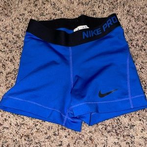 Nike pro